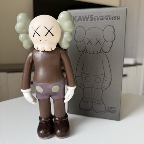Kaws inspired exquisite - kaws,