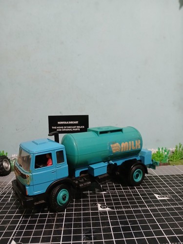 Britains farm toys leyland - britains,