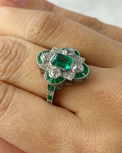 Art deco style emerald lab - deco,