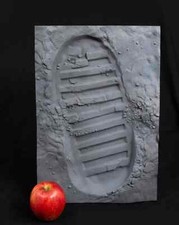 Apollo 11 Moon boot Print by SD Studios FULL SIZE! NOT A SCULPTURE!!! WHAT???!!!