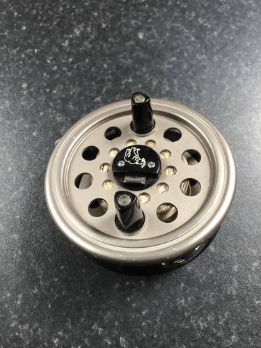 Daiwa magnesium fly reel - daiwa,