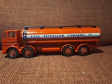 Atlas / Dinky SuperToys 943 ~ Leyland Octopus Tanker ~ Esso ~ Boxed