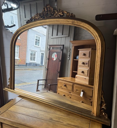 Elegant victorian style - style, gilt