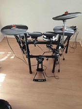 Yamaha  DTX502 Electric Drum Set.