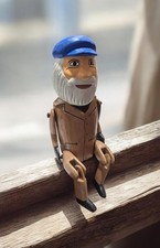 ChiselCraft Wooden Shelf
