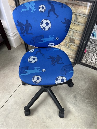 Kid desk chair wheels - chair,