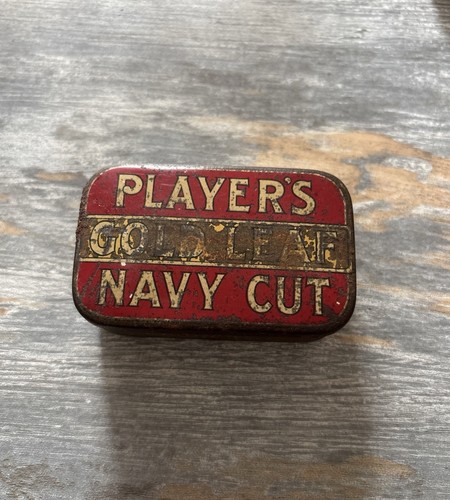 Vintage players gold leaf navy - vintage,