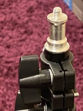 LIGHT STAND  TRIPOD  WITH ADUJUSTABLE HEIGHT  91.44 CM TO 300 CM.ALUMINUM.