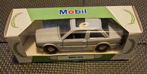 Corgi mobil collection - /,