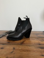 ACNE STAR ANKLE BOOTS SZ39 BLACK