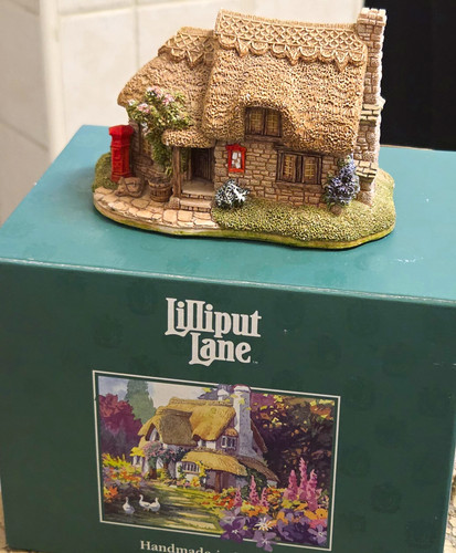 Lilliput lane penny - lane, penny's