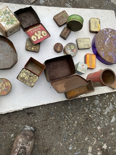 Job lot vintage tins - lot, of