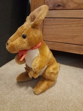 Aussie friends kangaroo with - friends,