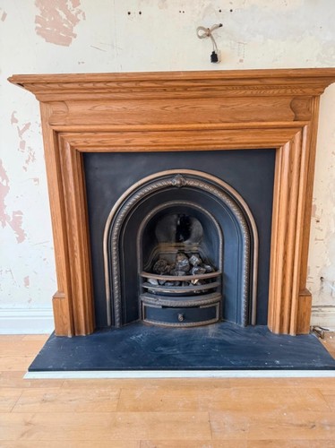 Fireplace surround and gas - surround,