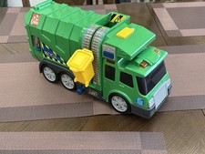 Recycle Rubbish Truck Removal Vehicle Large 38cm In Length Toy sounds and light 