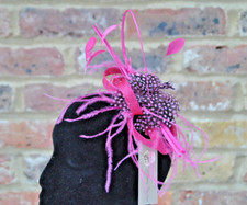 FASCINATOR  Fuchsia / Pink on