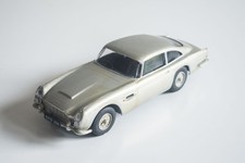 Vintage Airfix 1:32 Aston Martin DB5 Built Plastic Model Kit