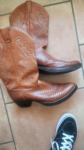 Justin mens vintage cowboy