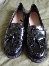 BLACK PATENT TASSLE LOAFER UK