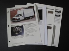 2007 CHEVROLET EXPRESS CUTAWAY VAN DEALER SALESMANS ALBUM BINDER SHEETS SET