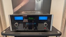 McIntosh C2700 2-Channel Vacuum Tube Preamplifier