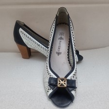 PAVERS LADIES PEEP TOE COURT