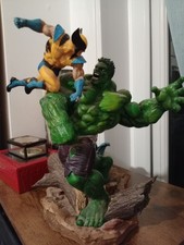 The Avengers Hulk Vs Wolverine Maquette Statue 31cm Action Figure
