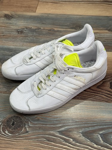 Adidas gazelle triple white - adidas,