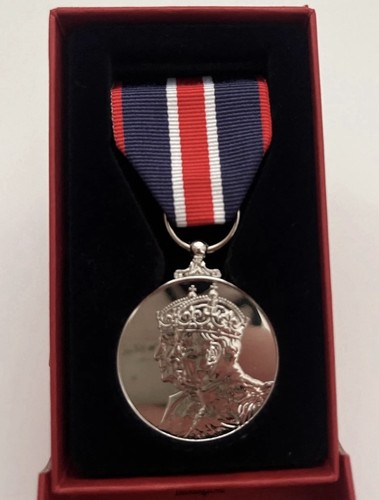 Genuine kings coronation medal - coronation,