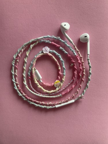 Hand wrapped apple earpods - -,