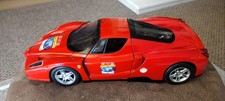 Hot Wheels  1:18 1/18 Scale