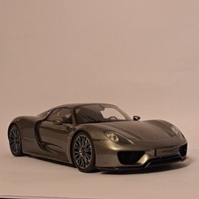 1/12 scale Porsche 918 Spyder Super Sport car model GT Spirit 
