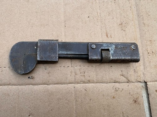 Vintage footprint adjustable - footprint,