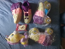 Custom Roller Skates, Includes