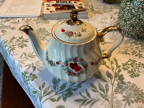 Sadler tea pot - sadler,