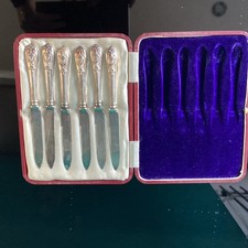 Antique Cased Set Of 6 Sterling Silver Desert fruit knives.  Hallmark TB&S 1912