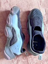 Oakley factory team ostrich flesh sandal size 9