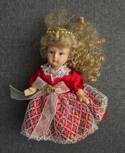 Vintage small haunted - small,