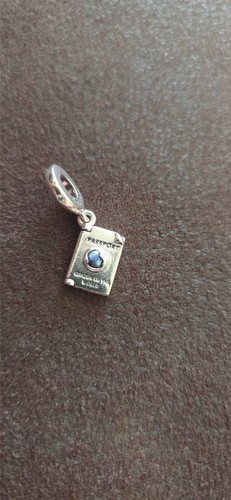 Pandora passport charm