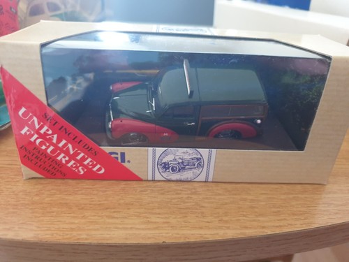 Corgi 97343 morris minor - no.97343,