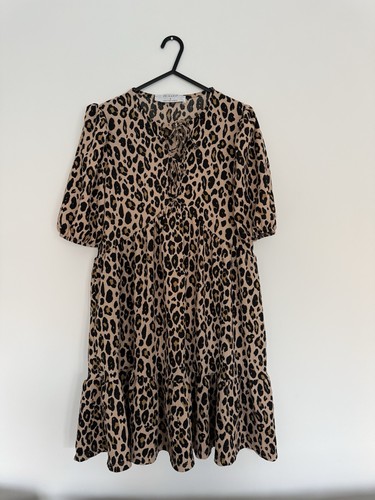 Primark size small leopard - small,