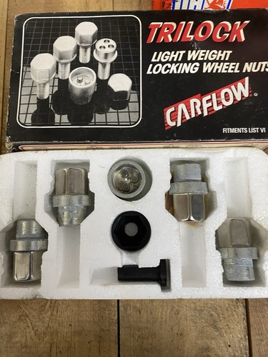 Triumph stag wheel locking kit - wheel,