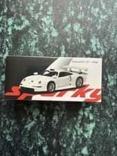 1:64 SPARK PORSCHE 911 GT1