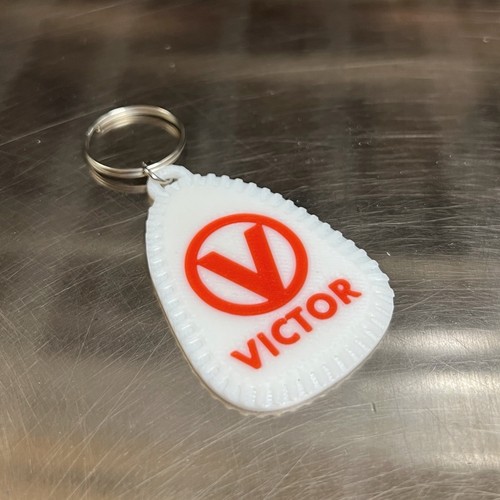 Christine victor keyring - christine, v
