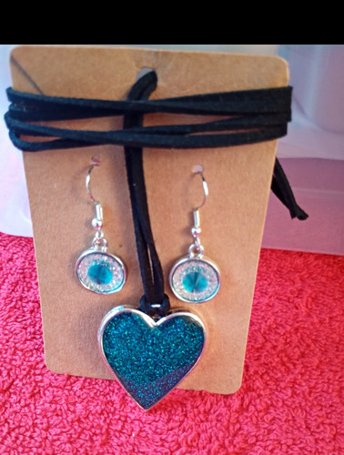 Sparkly turquoise heart dangle - heart,