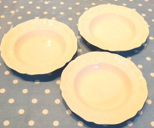 Royal creamware classics - ,