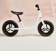 BTWIN Decathalon White Balance