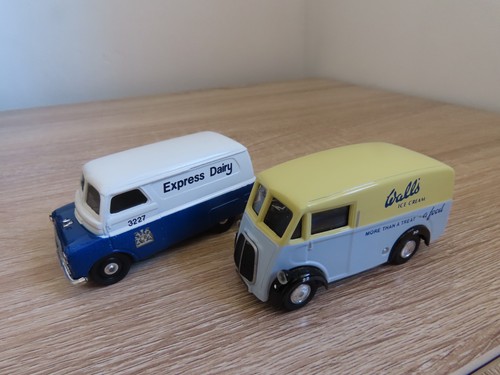 Corgi scale van - corgi,