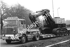 THH Truck Photos - Volvo F88 - Plant Hire Services.