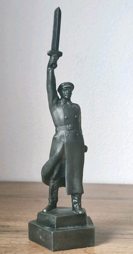 Vintage ussr metal statue - vintage,